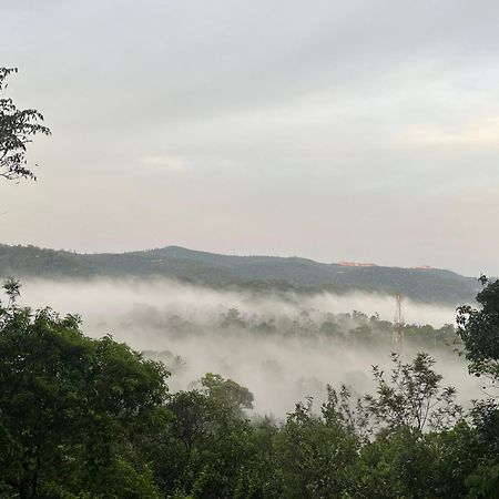 Suvarna Eco Village Madikeri Eksteriør billede