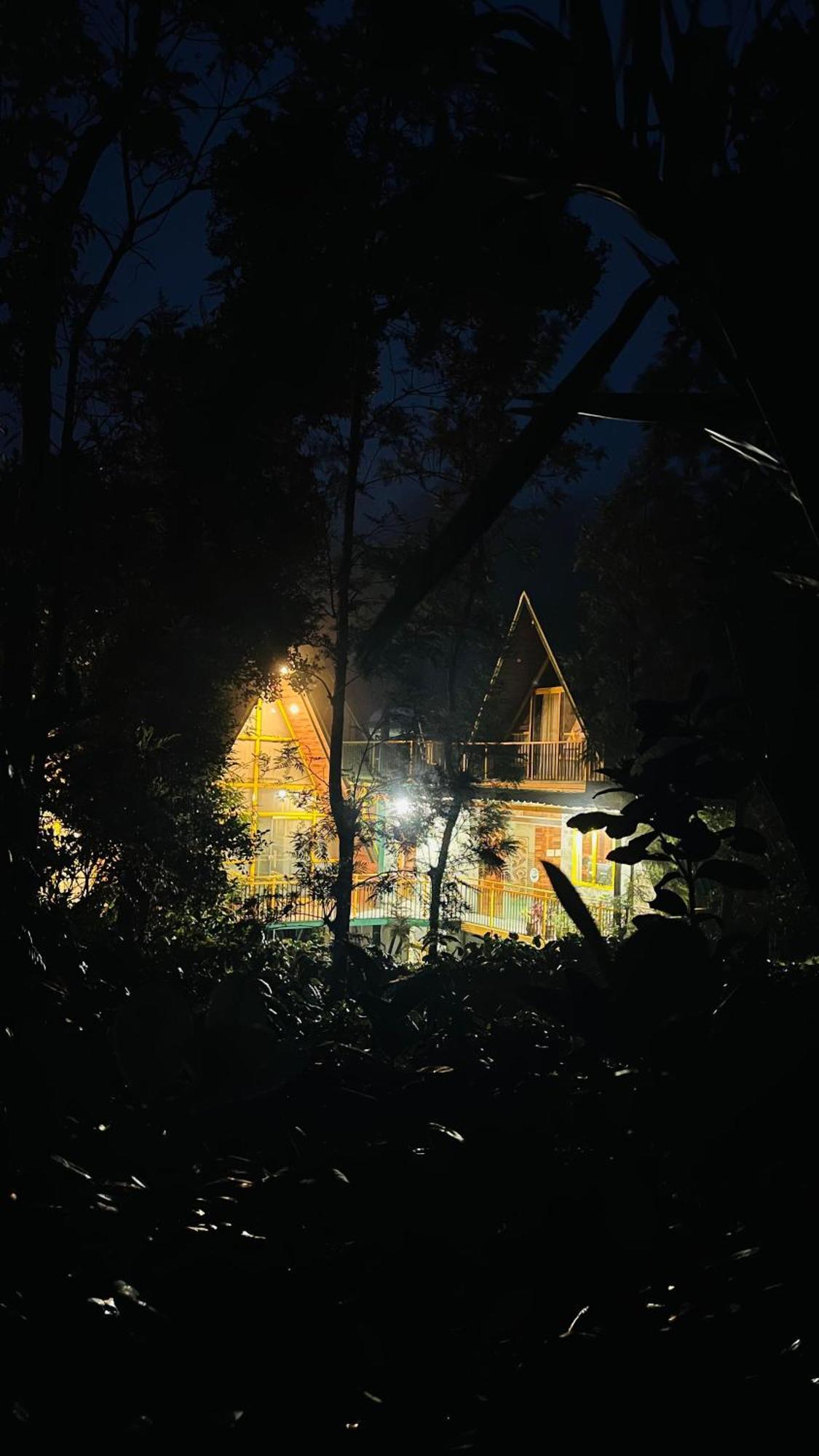 Suvarna Eco Village Madikeri Eksteriør billede