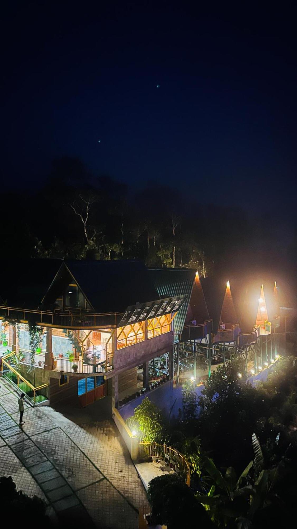 Suvarna Eco Village Madikeri Eksteriør billede